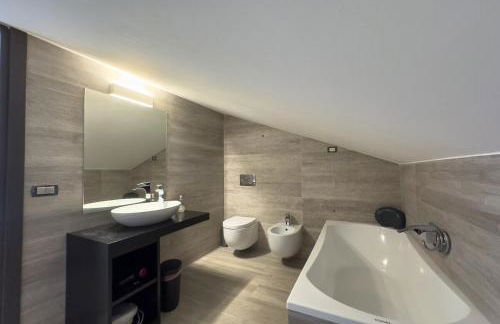 Emma Apartment 135 Mq Free Parking - Photo 15