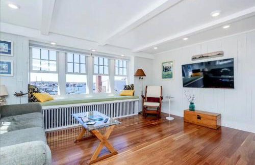 3BR Harborside Home|Gloucester+Rockport|Ocean View - Photo 4