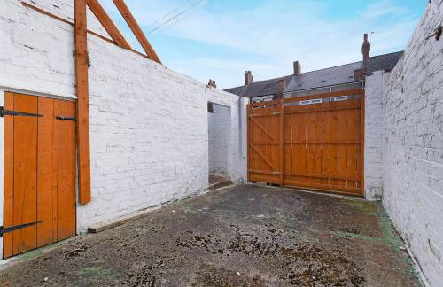 New! 2BR in Biddlestone road - Photo 17