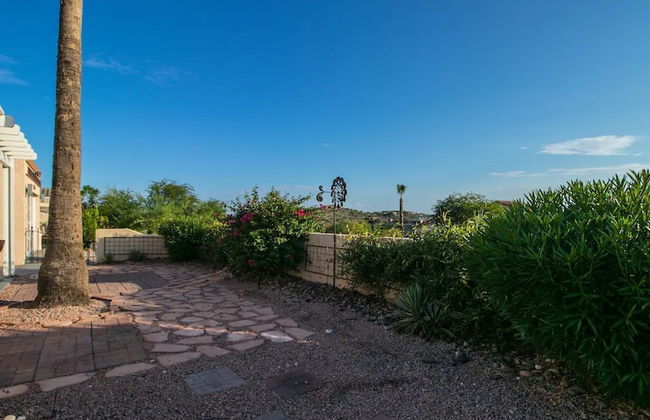 Spectacular Hilltop Home W/resort Like Backyard! - Foto 57