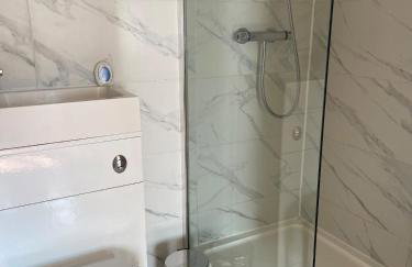 Charming Countryside Retreat Fast Wifi - Photo 33