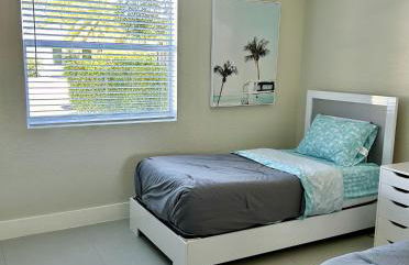 Close to everything! Perfect basecamp for WPB - Foto 27