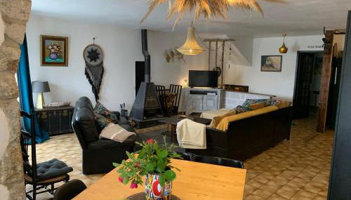 Maison au coeur du village de la Salvetat sur Agout - Foto 4