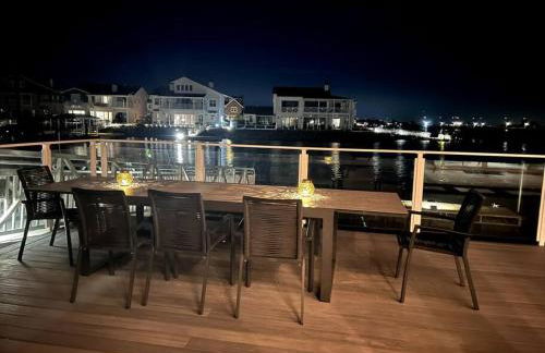 Waterfront Resort Style Villa - 5 min to fastwater - Foto 30