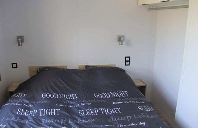 Modern 6-person Chalet in the Frisian Countryside, 3 Bedrooms and Wifi - Foto 13