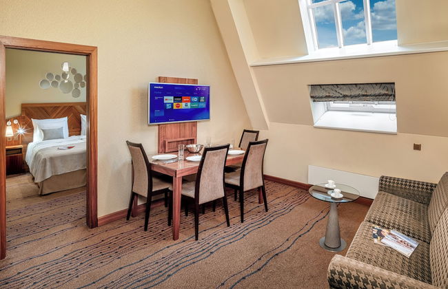 Crown Palace Apartments by Adrez - Foto 18