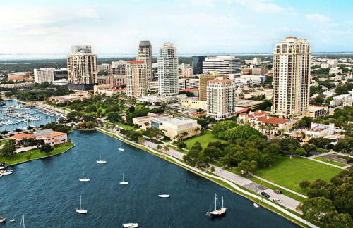 Comfy and quiet Steps to fun events downtown - Foto 32