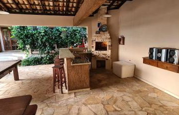 Casa aconchegante e grande no Circuito das Águas Paulista - cem por cento privativa - Foto 3