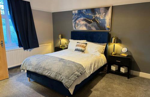 Very Large Central Property - Foto 1