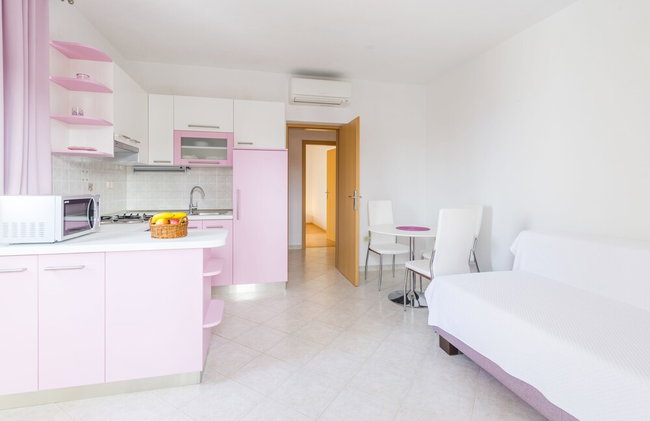 Apartmani Nikolina - Photo 45