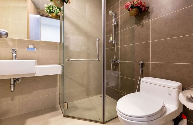 Sunny Saigon Apartments & Hotel - Photo 55