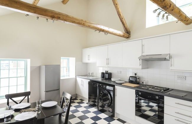 Healey Hall - Photo 40