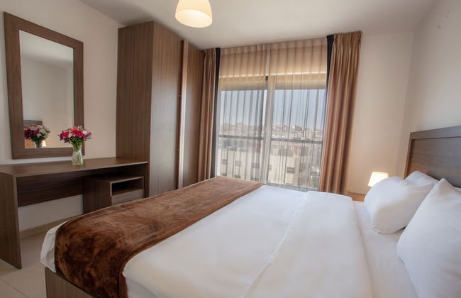 Triple A Hotel Apartments - Photo 8