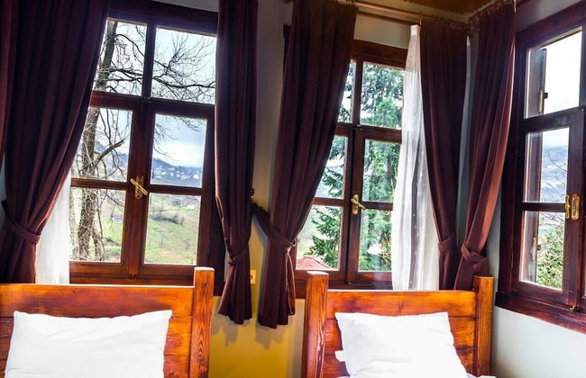 Şamlıoğlu Historical Mansion - Photo 3