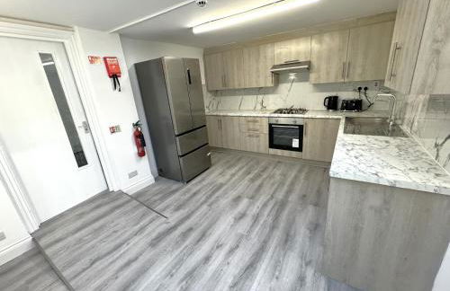 Charming 3 Bed Home Stay - Foto 4