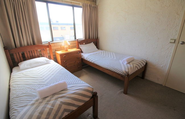 Central Park 4 - Centre of Jindabyne - Photo 4