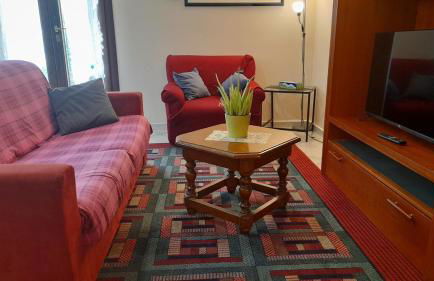 Whole apartment in Villa surrounded by green - Foto 36