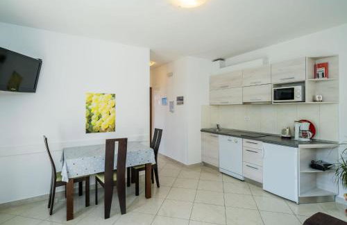 Villa Samba - Superior One-Bedroom Apartment with Balcony and Sea View - Foto 46