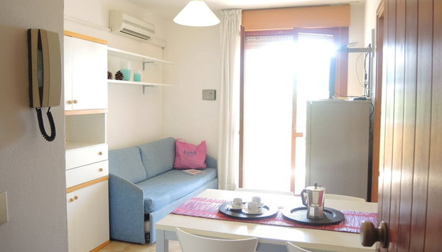 Fantastic one Bedroom Apartment With Swimming Pool - Foto 5, Zimmer