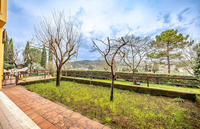 YiDfabulous with a garden near Florence - Foto 56