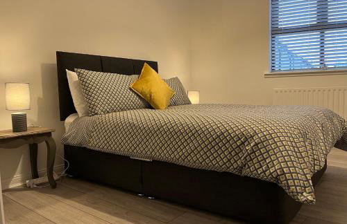 The Coach House 2 - Bedroom Apartment Sleeps 5 - Photo 10