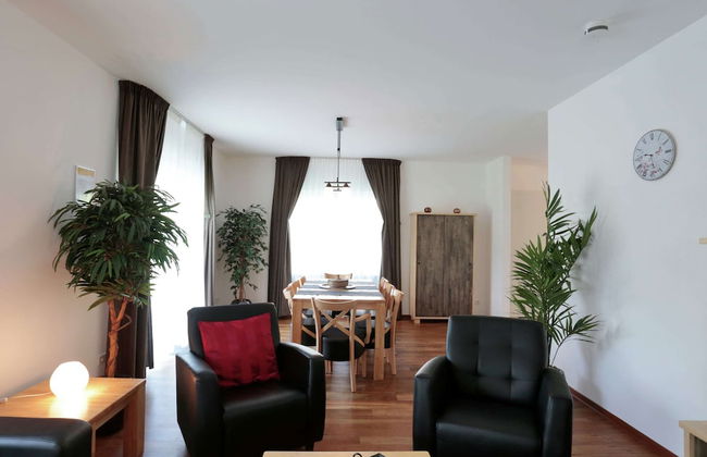 Serene Villa in Kstelberg near Lake & Watersports - Photo 11