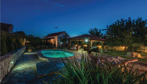 Two-Bedroom Holiday Home In Zemunic Gornji - Foto 5