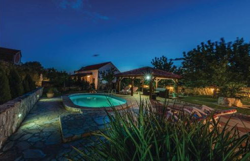 Two-Bedroom Holiday Home In Zemunic Gornji - Foto 5