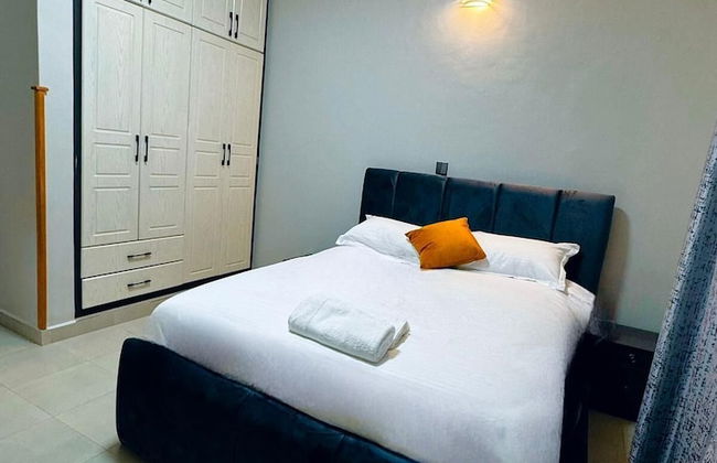 1 Bed-uganda-2people-wifi-closetocity-parking - Foto 5