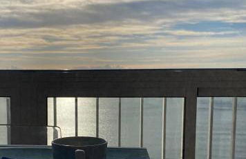 The beach and the sea in front of you - Photo 21