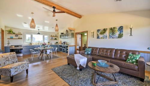 Walk to Bay and Boat Launch Beach House in Avon - Foto 3