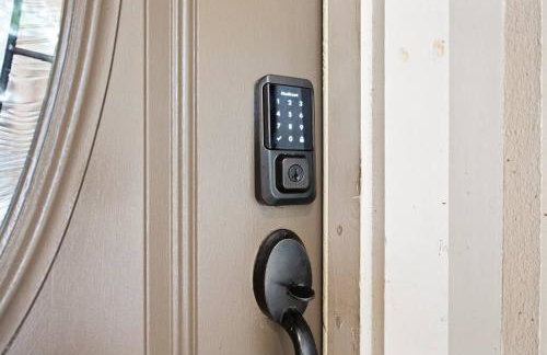 Super Cozy Entire House Near Downtown - Book Now !! - Foto 39