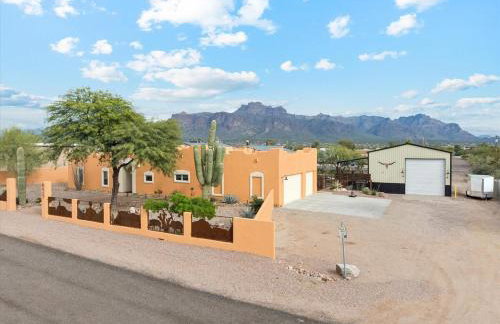 Dutchman Copper Ranch - Rooftop patio, Heated pool, Mtn Views, Waterslide - Foto 12