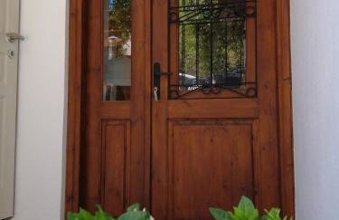 Eleni's Traditional Home with Barbeque - Foto 32