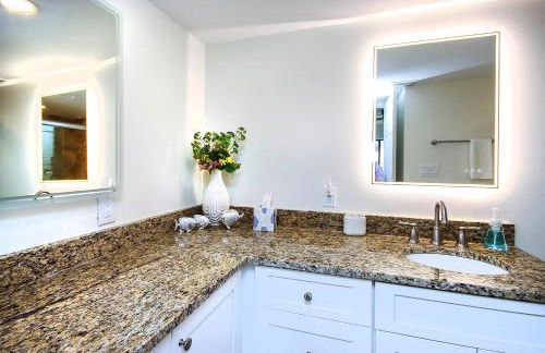 Sanibel Island Condo With All Of The Amenities 2C2 - Photo 9