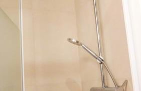 Kalumi Aparthotels - Japandi-Style Apartments with Terrace, Pergola, and Portuguese BBQ - Foto 50