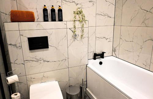 Laurie Grove - Foto 16