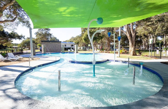 NRMA Budgewoi Holiday Park - Photo 15