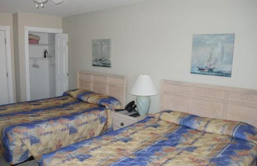 Brunswick Plantation Studio Home 407L with Onsite Golf Course and Pools studio - Foto 4