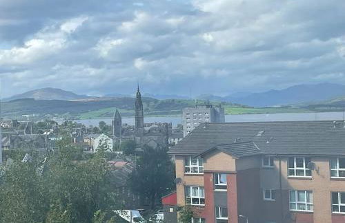 Spacious one bedroom flat, entire property. - Photo 19