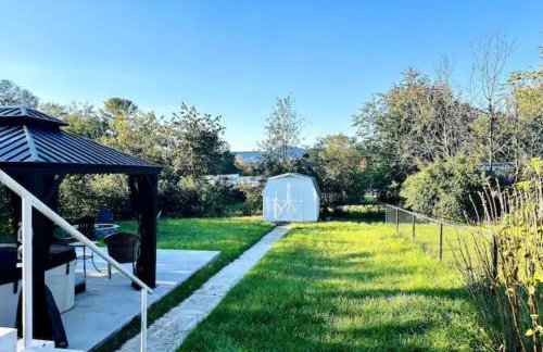 All Seasons Cottage - Game Room - Firepit By Zen Living Short Term Rental - Foto 33