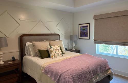 New Home Minutes to KCI Airport & Historic Weston - Foto 8