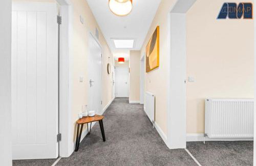 4 Bed Flat With Parking Sleeps 8 in Fife - Foto 15