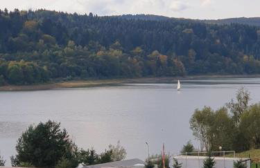 Dom Słońce PRYWATNE JACUZZI ELEKTRYCZNE W CENIE, Jezioro Solińskie, Dom na Wzgórzu SŁOŃCE, rowery, sauna - Foto 14