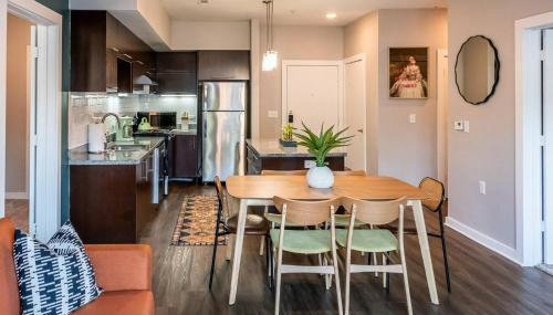 First Floor 2B2B • Pool, Gym, Dog Park • Near DTA - Foto 4, Other