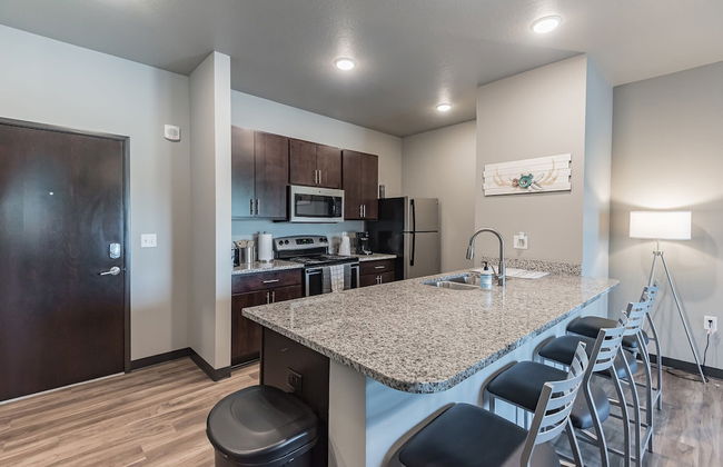 Spacious 2BR Suite W/patio Near Iowa State - Foto 10