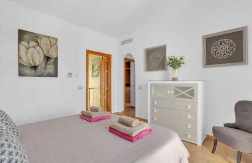 Villa Magnolia by Finest Rentals - Photo 22