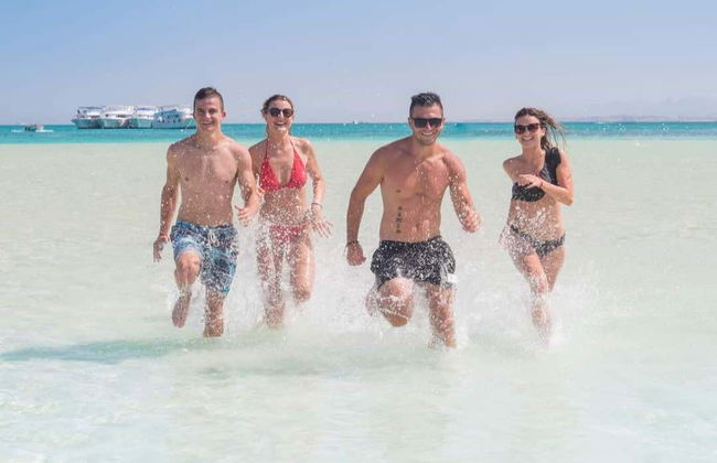 Orange Bay Speedboat Trip - Photo 4