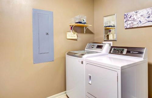 Browns Summit Vacation Rental with Fire Pit! - Photo 23