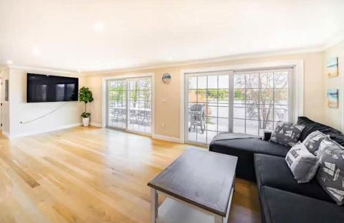 40 - 4BR Lakeview - Lakeside retreat near GJK View - Foto 2